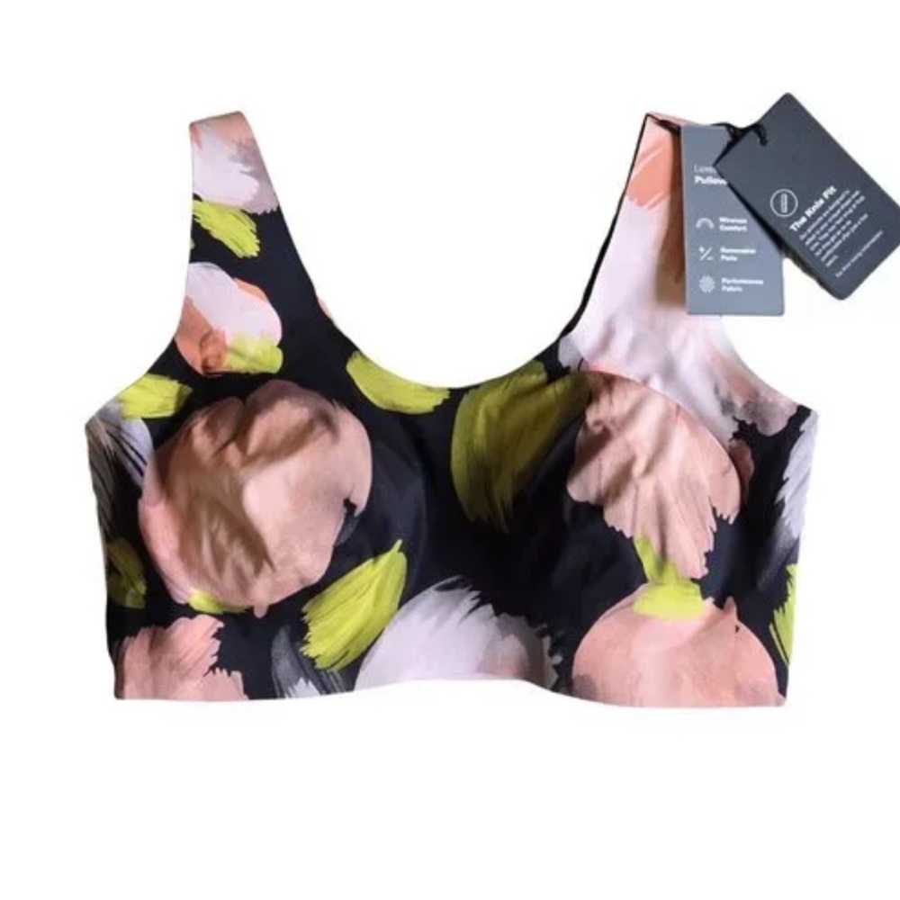 Knix Revolution Adjustable Pullover Bra in a floral print